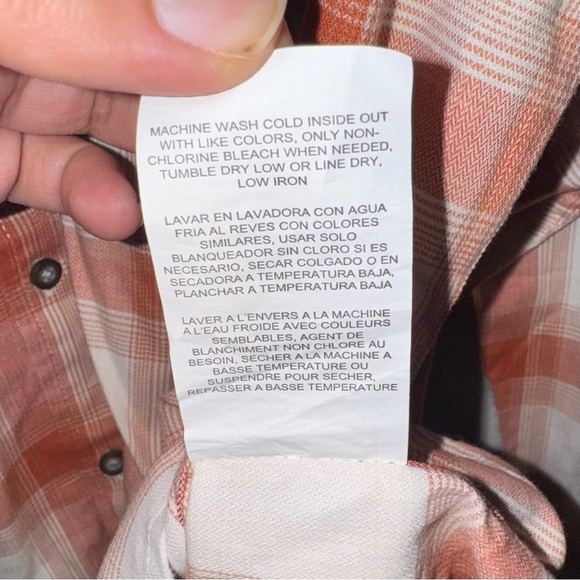 Wrangler® Men's Slim Fit Long Sleeve Woven Twill Shirt Size L, NWT - Picture 13 of 13